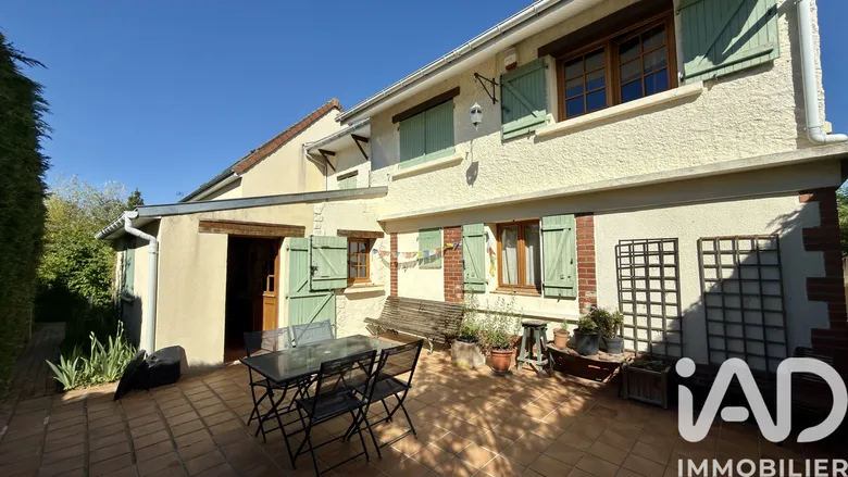 Maison 7 pièces 187 m² · à Mortefontaine · 187 m² · 495 000 €