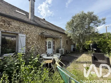 Maison de campagne à Everly (77157)