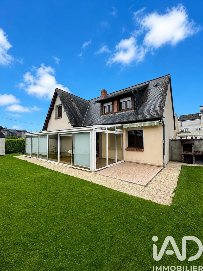 Maison 5 pièces 121 m² · à Yvetot · 121,2 m² · 278 700 €