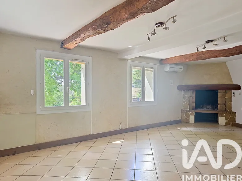 Maison 4 pièces 99 m² · à Solliès-Pont · 99 m² · 230 000 €