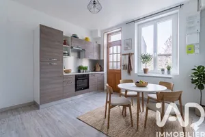 Maison de village à Vailly-sur-Aisne (02370)