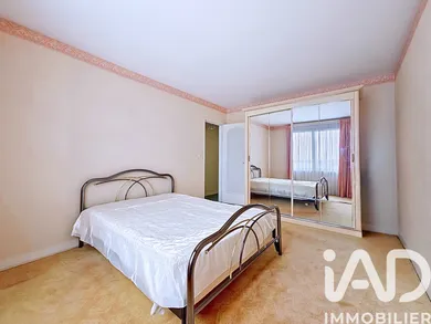 Appartement à Vaires-sur-Marne (77360)