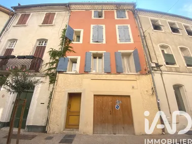 Immeuble à Carpentras (84200)