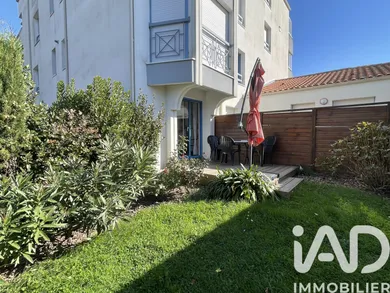 Apartment in Saint-Gilles-Croix-de-Vie (85800)