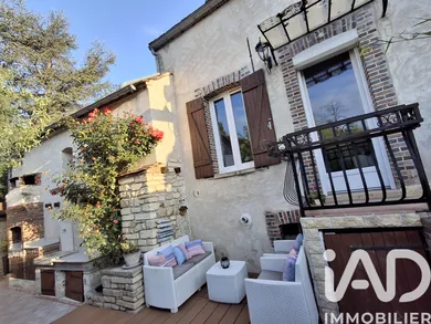 Maison de village à Marsangy (89500)
