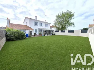 Maison à Aizenay (85190)