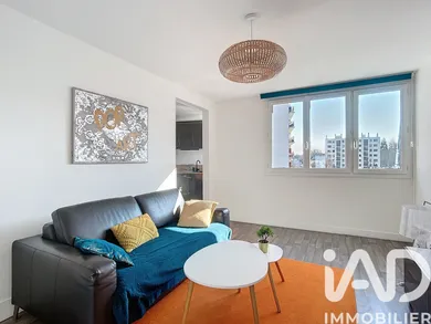 Apartment in Saint-Maur-des-Fossés (94100)
