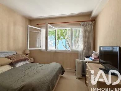 Apartment in Issy-les-Moulineaux (92130)