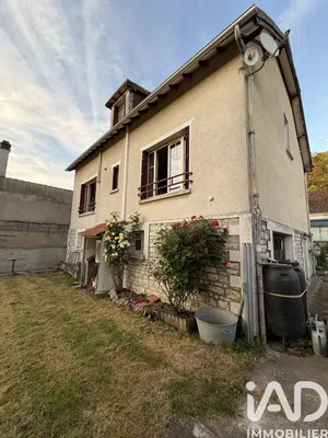 Maison de village à Saint-Aignan (41110)