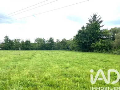 Terrain à bâtir à Nouic (87330)