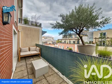 Duplex in Villeneuve-la-Garenne (92390)
