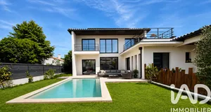 Architectural house in Mudaison (34130)
