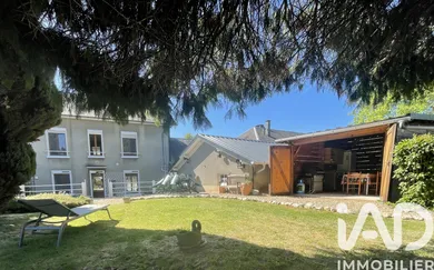 Maison de village à Châteauneuf-la-Forêt (87130)
