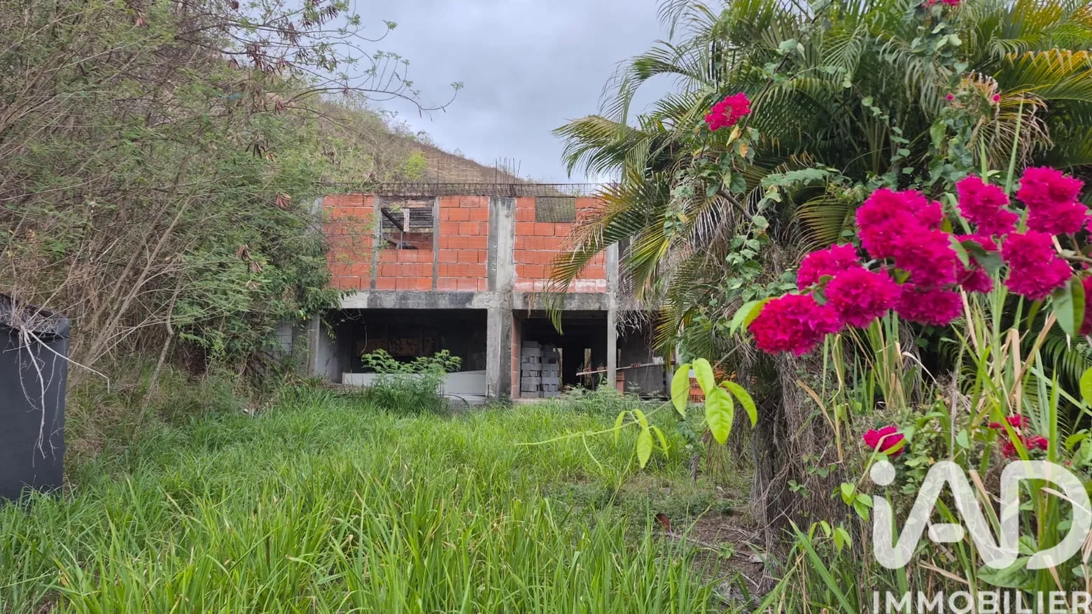 Vente immeuble 365 m² à Le Diamant (97223) - 2015625 — 2