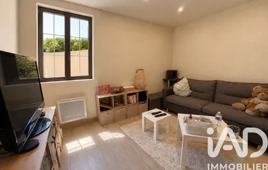 Appartement à Vert-Saint-Denis (77240)
