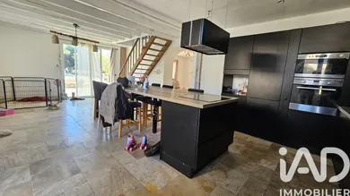 Maison à Villeneuve-la-Guyard (89340)