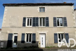 House in Saint-Savin (86310)