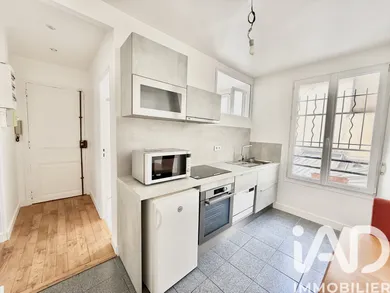 Studio à Paris (75011)