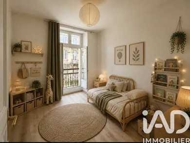 Apartment in Bordeaux (33000)