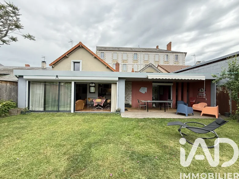 Maison 6 pièces 164 m² · à Châtellerault · 164 m² · 251 500 €
