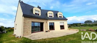 Maison à Merlevenez (56700)