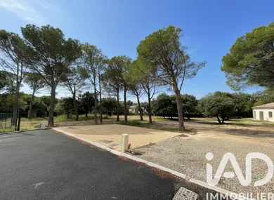 Terrain à bâtir à Tavel (30126)