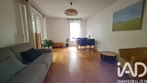 Apartment in Asnières-sur-Seine (92600)