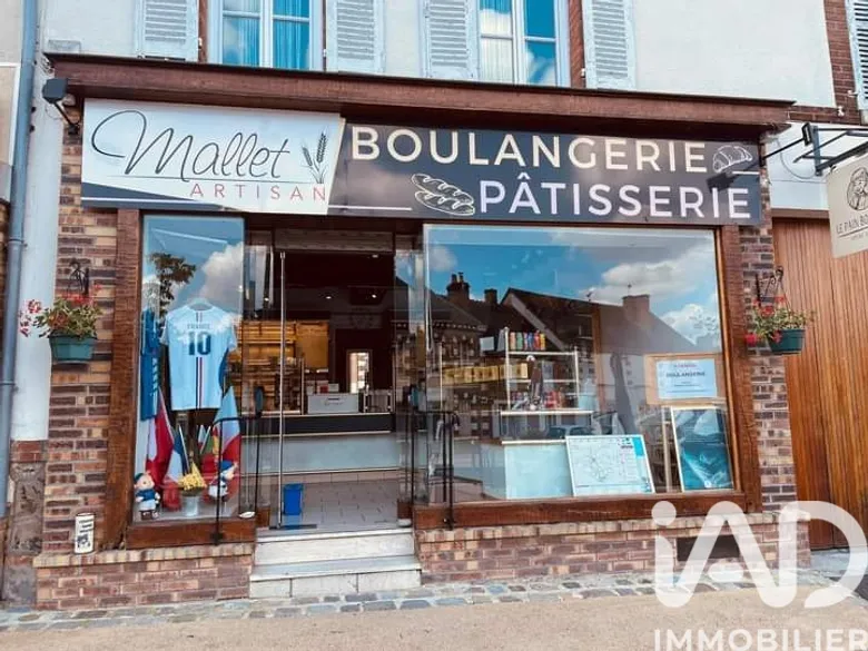 Local commercial 82 m² · à Cerdon · 82 m² · 71 999 €