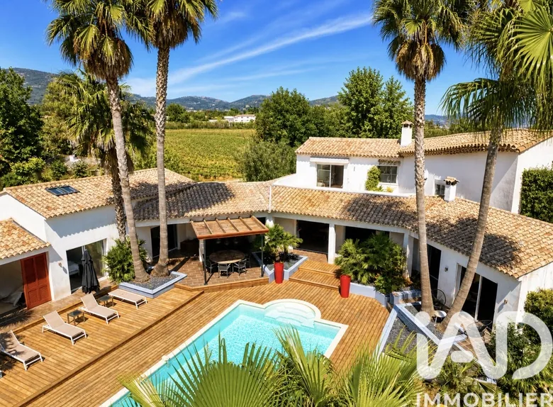 Maison 7 pièces 250 m² · à Grimaud · 250 m² · 1 690 000 €