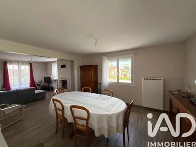 House in Saint-Ennemond (03400)
