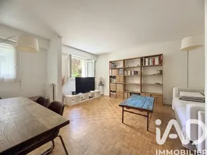 Apartment in Antony (92160)