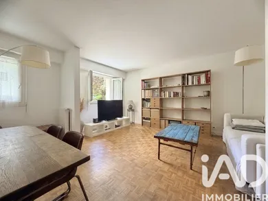 Apartment in Antony (92160)