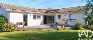 Traditional house in Parentis-en-Born (40160)