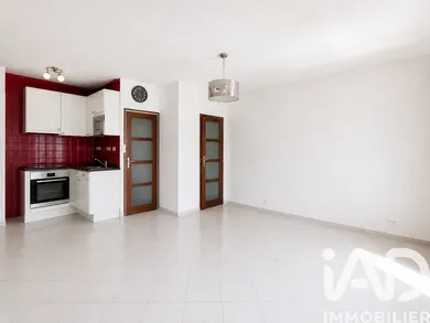 Townhouse in Mortcerf (77163)