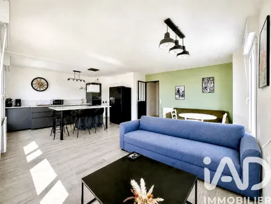 Apartment in Reims (51100)