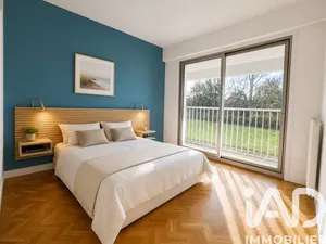Apartment in Garches (92380)