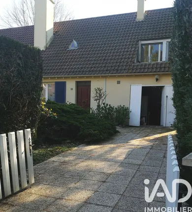 Maison à Saint-Fargeau-Ponthierry (77310)