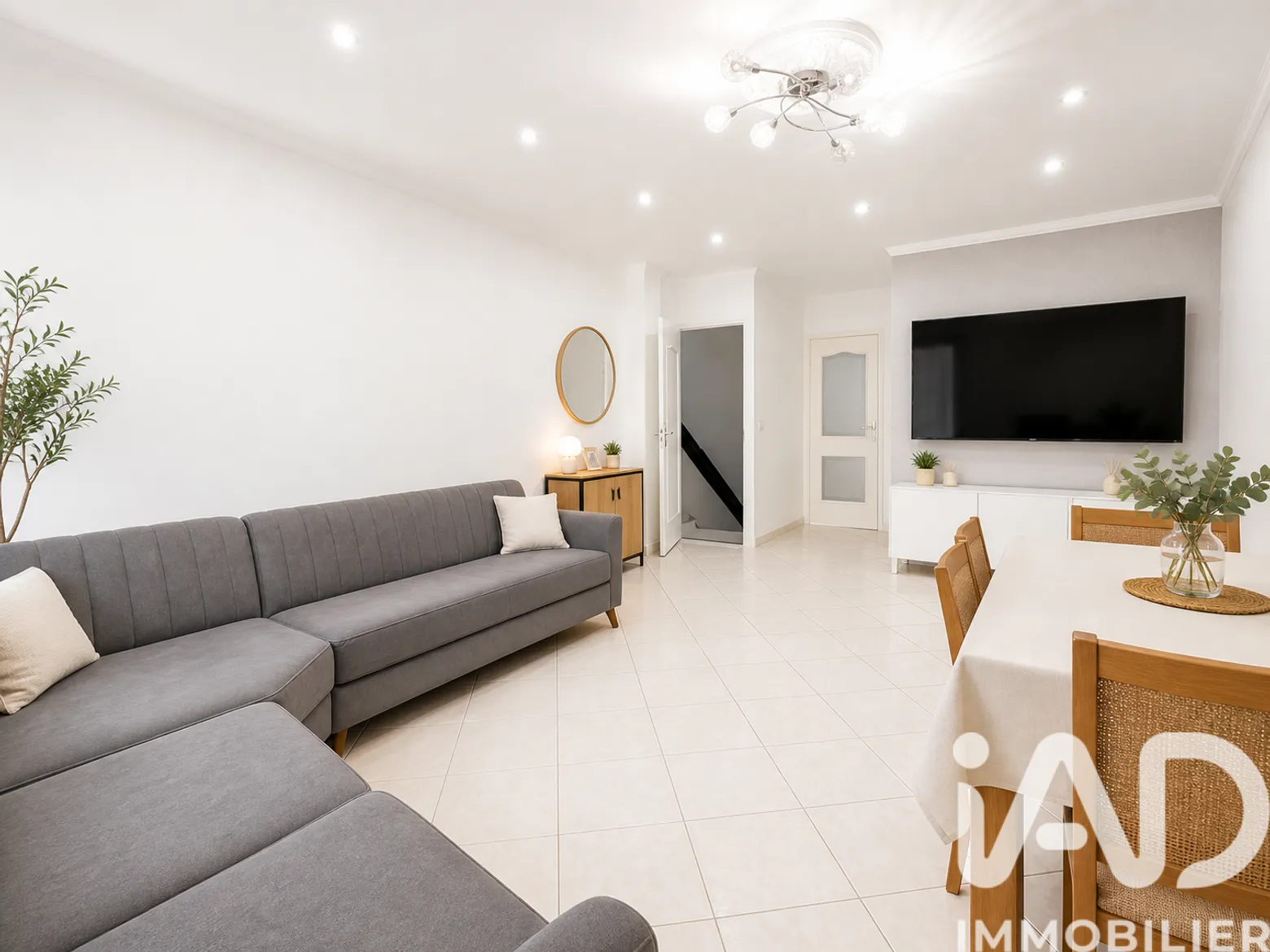 Vente appartement à Le Bourget (93350) : appartement 5 pièces 145 m² - 2016245 — 3