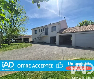 House in Sainte-Pazanne (44680)