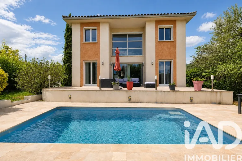 Maison 5 pièces 140 m² · à Saint-Bauzille-de-Putois · 140 m² · 379 000 €