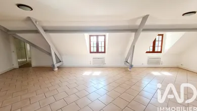Apartment in Pont-l'Évêque (14130)