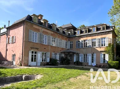 Apartment in Saint-Cyr-au-Mont-d'Or (69450)