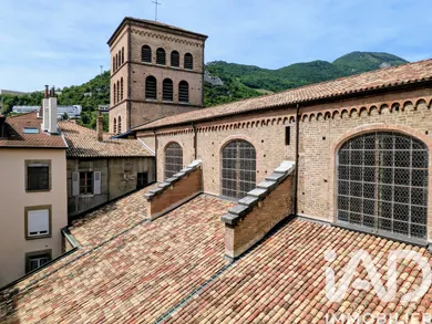Apartment in Grenoble (38000)