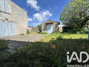 Maison de village à Sainte-Marie-de-Ré (17740)