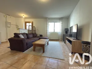Townhouse in Issoire (63500)