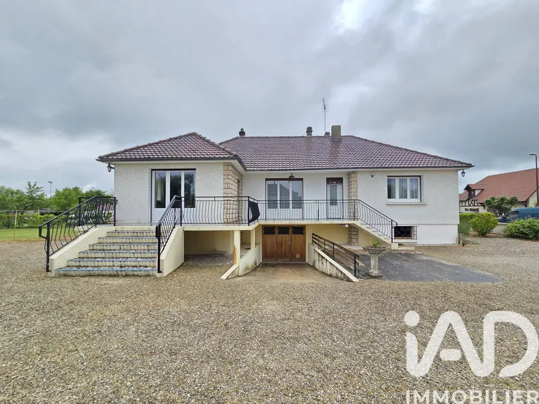 Maison 5 pièces 115 m² · à Châtres · 115 m² · 149 000 €
