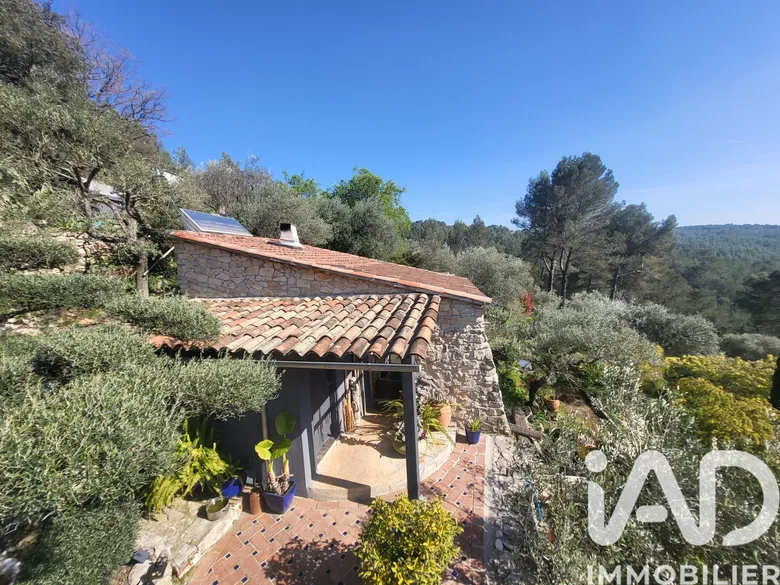 Maison 1 pièce 20 m² · à Cuers · 20 m² · 330 000 €