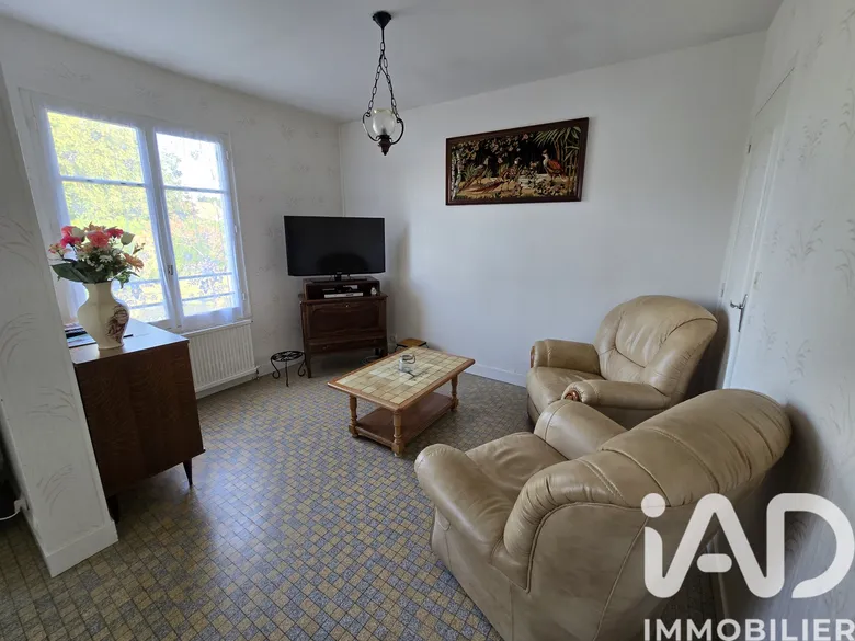 Maison 5 pièces 94 m² · à Saint-Genou · 94 m² · 92 900 €