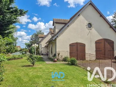 Maison de campagne à Perdreauville (78200)