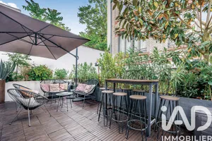 Apartment in Asnières-sur-Seine (92600)